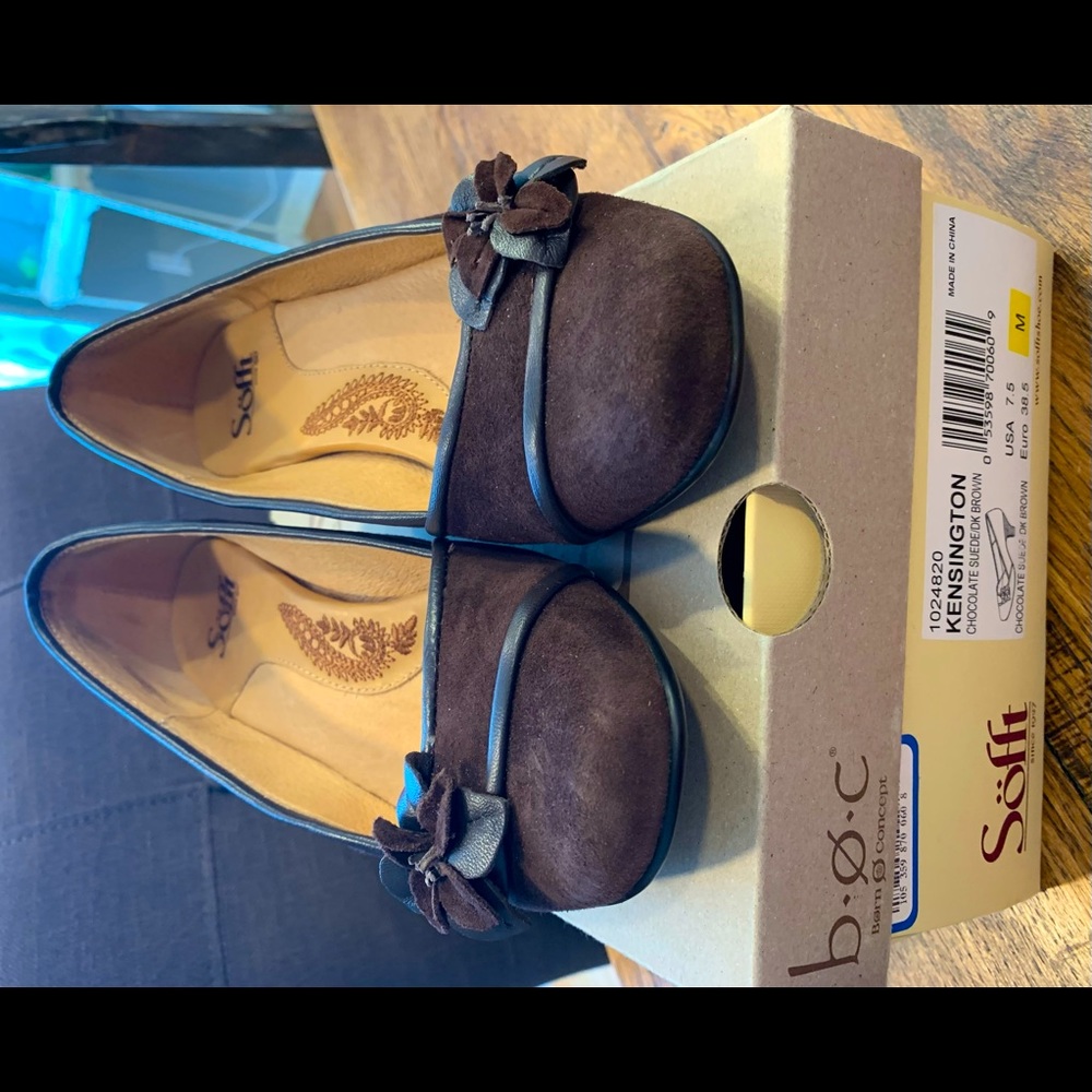 Born Sofft Chocolate Suede heels with Floral Design